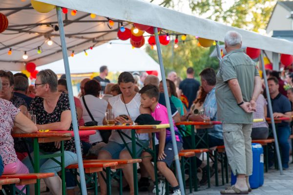 sommerfest-2024-128E94B373D-1E76-BFB7-1D4E-BA1F8ECCD96A.jpg