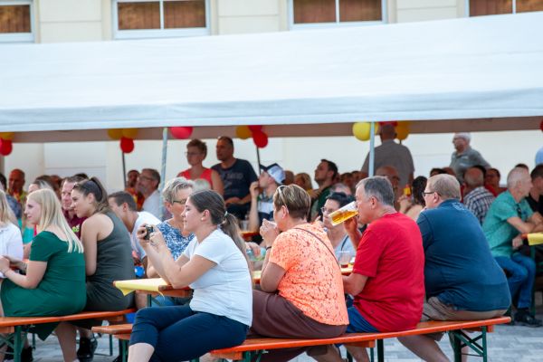 sommerfest-2024-13926F43775-50FF-70A5-A65A-ED61280B1954.jpg