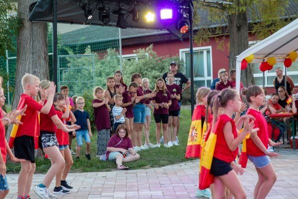 sommerfest-2024-14321A46145-B56B-60B7-0EAE-09958AA07B32.jpg