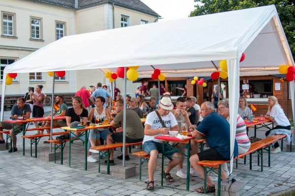 sommerfest-2024-144B91C8B43-56F1-505D-B026-743E161F1A84.jpg