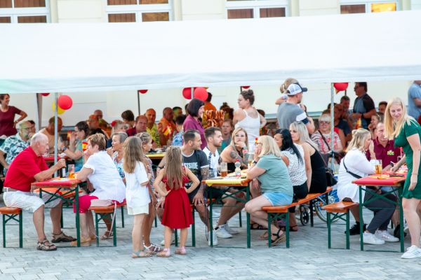 sommerfest-2024-154F256EBF5-63BD-1516-8118-4D4544A7EBDC.jpg