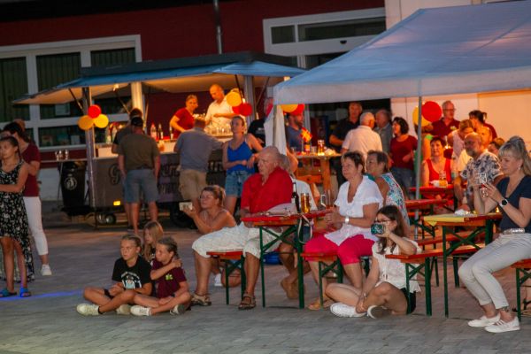 sommerfest-2024-18827157DAA-26BE-999B-B538-0E01C8B9C663.jpg