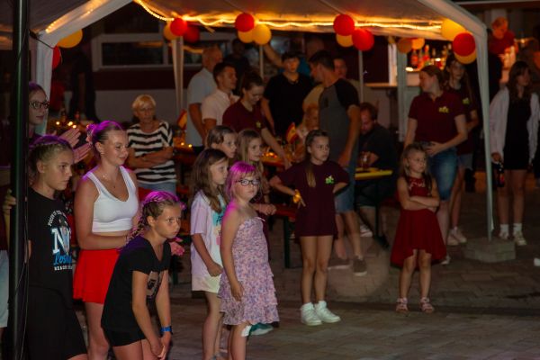 sommerfest-2024-22388F6F76E-A1B0-A879-32CD-772245005E77.jpg