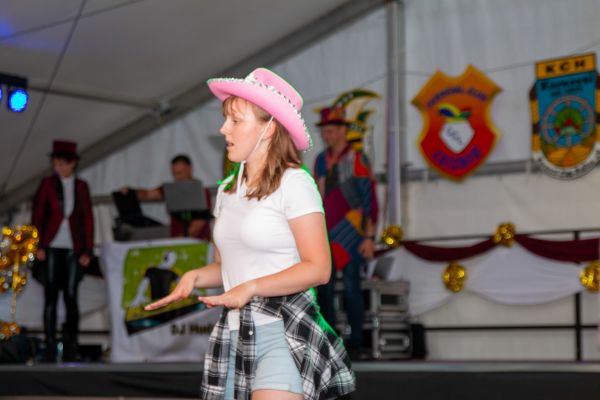 sommerfest25sa-2899B8D101C-3AC9-B840-C25E-D4E50C60C9F0.jpg