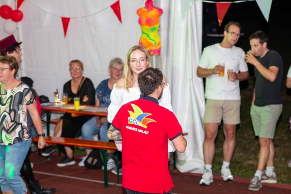 sommerfest25sa-482B5F0DB81-12B3-F6BF-8F05-EC9380E6DE8B.jpg