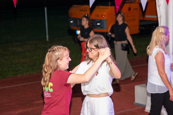 sommerfest25sa-493C7F59259-E4DD-B8A1-D454-1177D2A2AD19.jpg