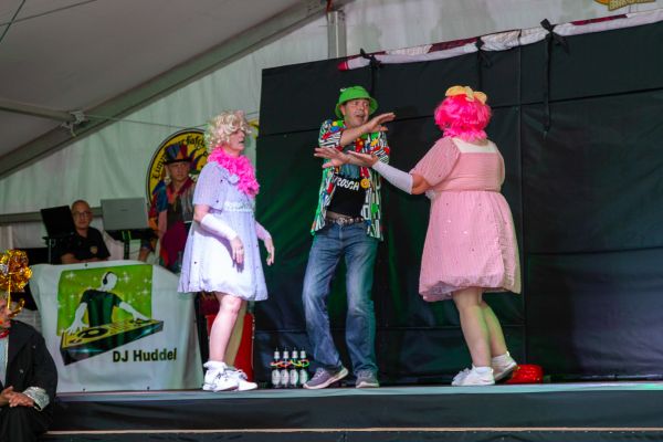 sommerfest25sa-517DD53E851-C03B-876B-BC1A-586210565C7D.jpg