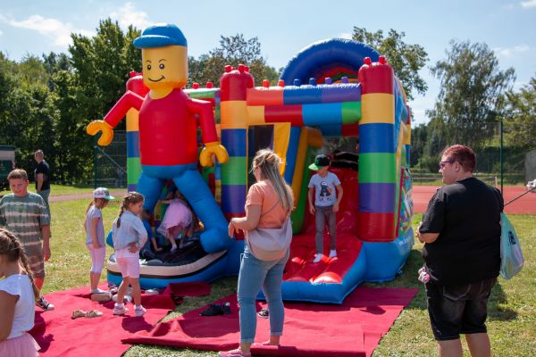sommerfest25so-38882C458F5-A3D9-6AF4-62C3-DD20FA76A920.jpg