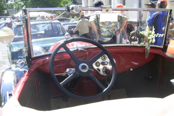 oldtimer-2011-1410CFF4975-7836-8903-C336-D459680115D3.jpg