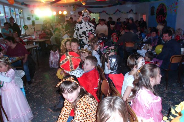 kinderfasching-2012-159D634F141-02EF-4C82-527C-BE9CA9428C6C.jpg