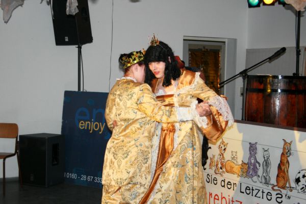 weiberfasching-2012-130255DE9BB-DE17-76F5-615F-746B4D877A6A.jpg