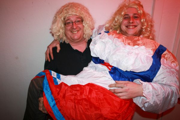 weiberfasching-2012-253779F693D-6CE0-9590-BA8B-4F76EC320438.jpg