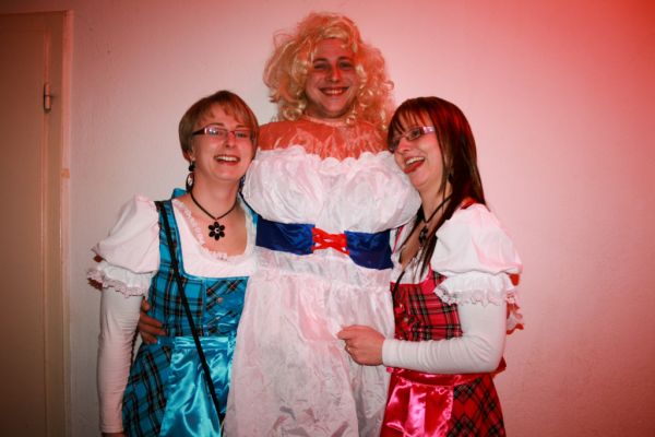 weiberfasching-2012-263D89202A1-1D11-AB01-0D98-35A6EF44B838.jpg