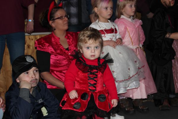 kinderfasching-2013-150DE7ED5AF-B27F-D55D-BFBF-D4483B7670DC.jpg