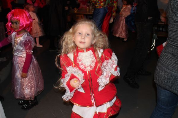 kinderfasching-2013-1580A405CCD-1499-AC4D-5263-23A3526449A5.jpg