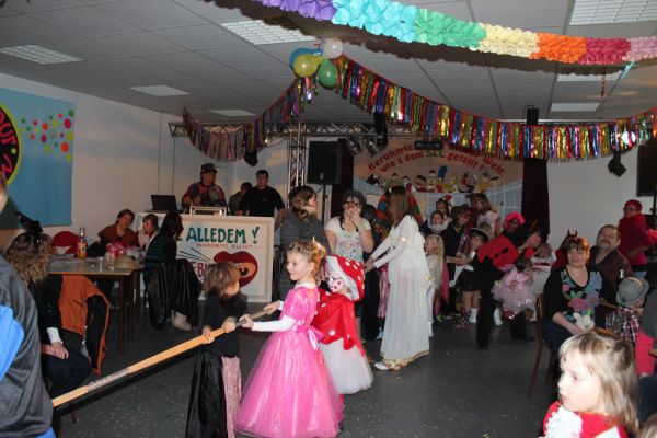 kinderfasching-2013-176F8D8CEBA-610F-56D3-A81B-BBD7286AA179.jpg