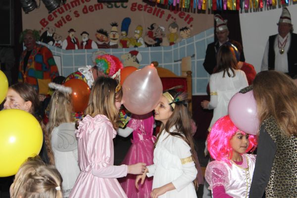 kinderfasching-2013-1894358B7D3-41A3-F572-F043-C0894740B3AB.jpg