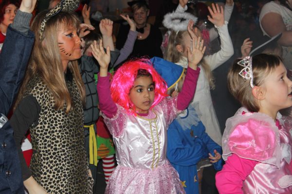 kinderfasching-2013-2035700FE60-AA84-3536-9127-8A66B0B22A26.jpg