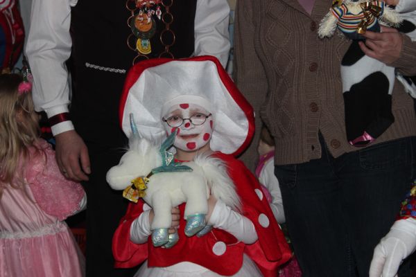 kinderfasching-2013-240033EEA97-C527-E782-45E6-DD3ACC9B36AA.jpg