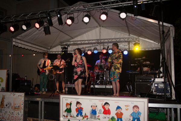 sommerfest-2013-2747BF47A83-77F2-E47E-431D-5876DB8FBFDA.jpg