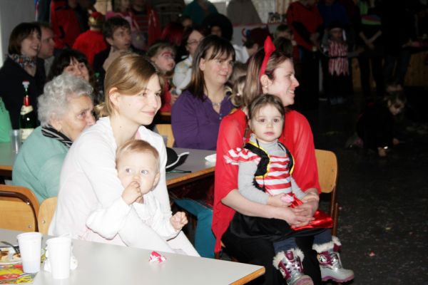 kinderfasching-2014-138FB887BDD-B0AE-02F7-99CC-F2F6626A4DAF.jpg