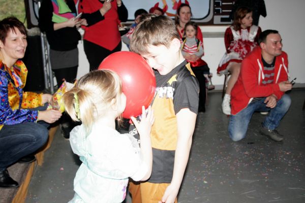 kinderfasching-2014-15432FA1A85-E766-DEA8-366D-EB5BFA55F9E7.jpg