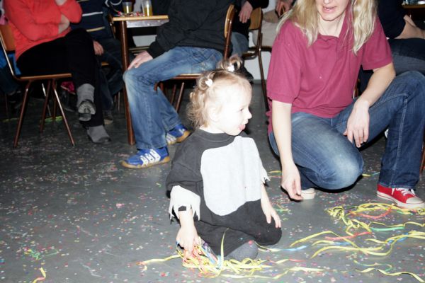 kinderfasching-2014-180332C5C0C-2DCC-9151-2FC8-00E673380083.jpg