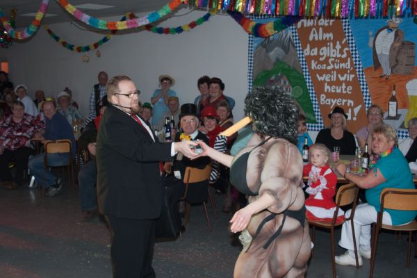 rentnerfasching-2014-206D4DA9B61-9380-30E5-2AAB-E9E875C41B13.jpg